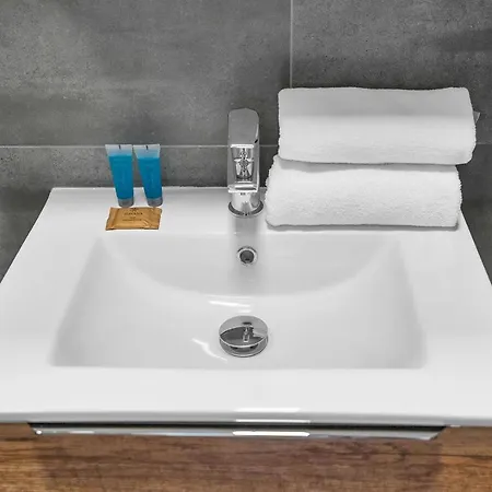 Kolska Grey Varsovia